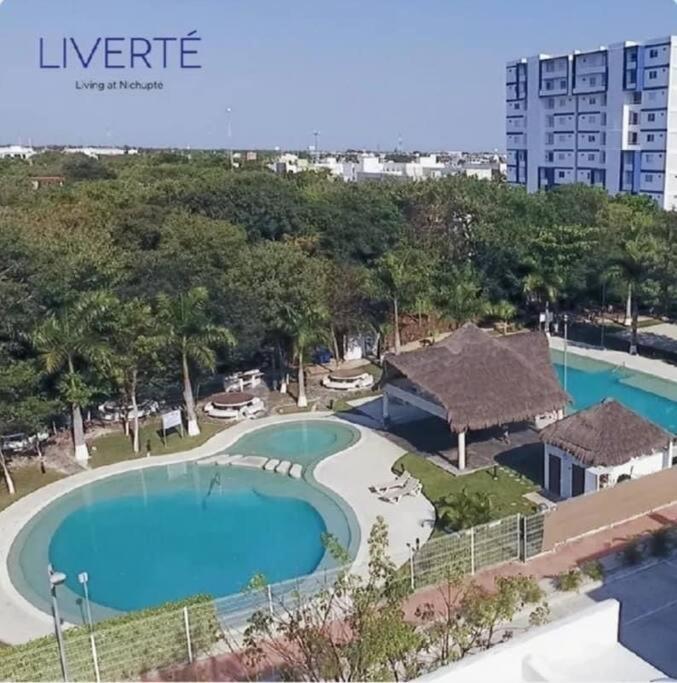 Apartamento exclusivo piscina, jaccuzi, céntrico. Cancún Exterior foto